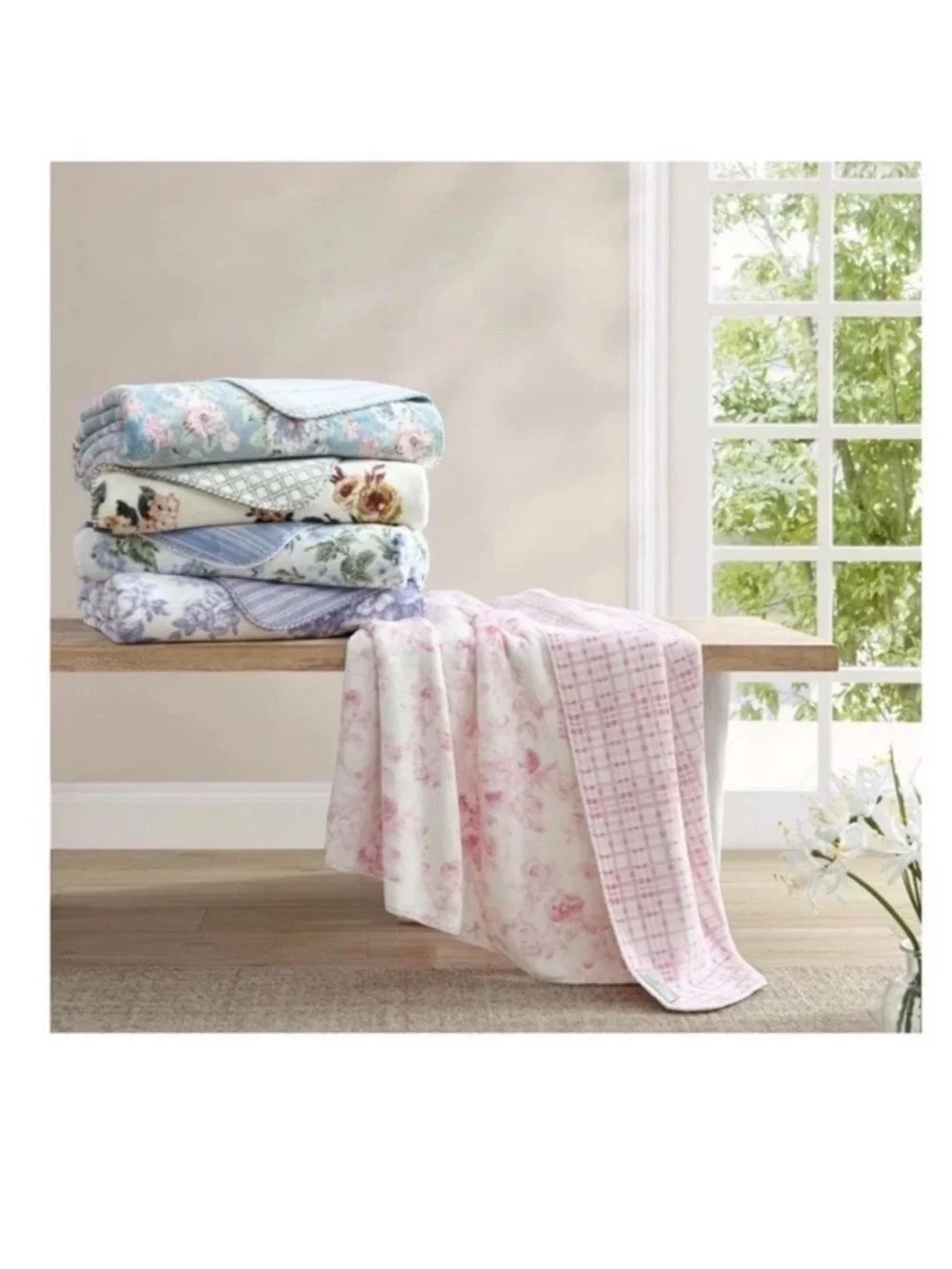 Laura Ashley Pink Floral Zoe Reversible Coco Flannel Throw Mini Pink Roses Soft